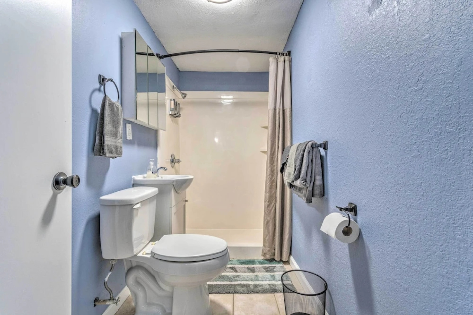 Lake Hamilton Couple's Retreat: Boat Dock + Ramp!