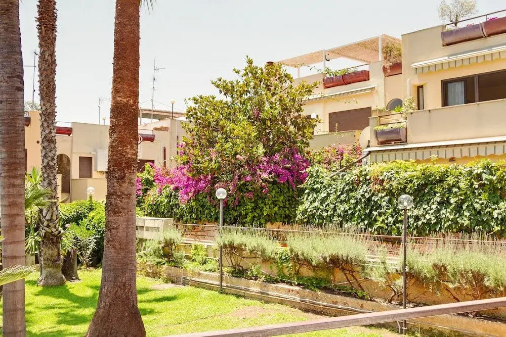 Le Palme Apt with Terrace and Sea View