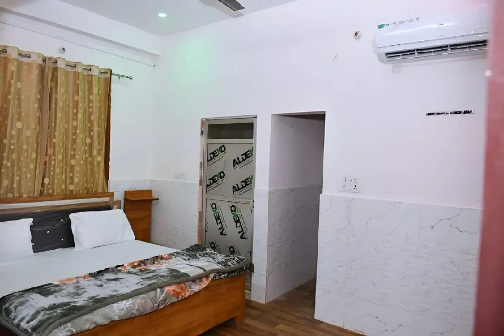 Siyaji Guest House
