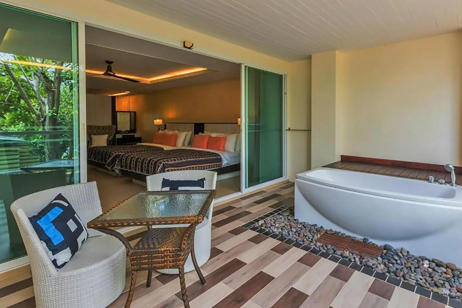 Anyavee Tubkaek Beach Resort