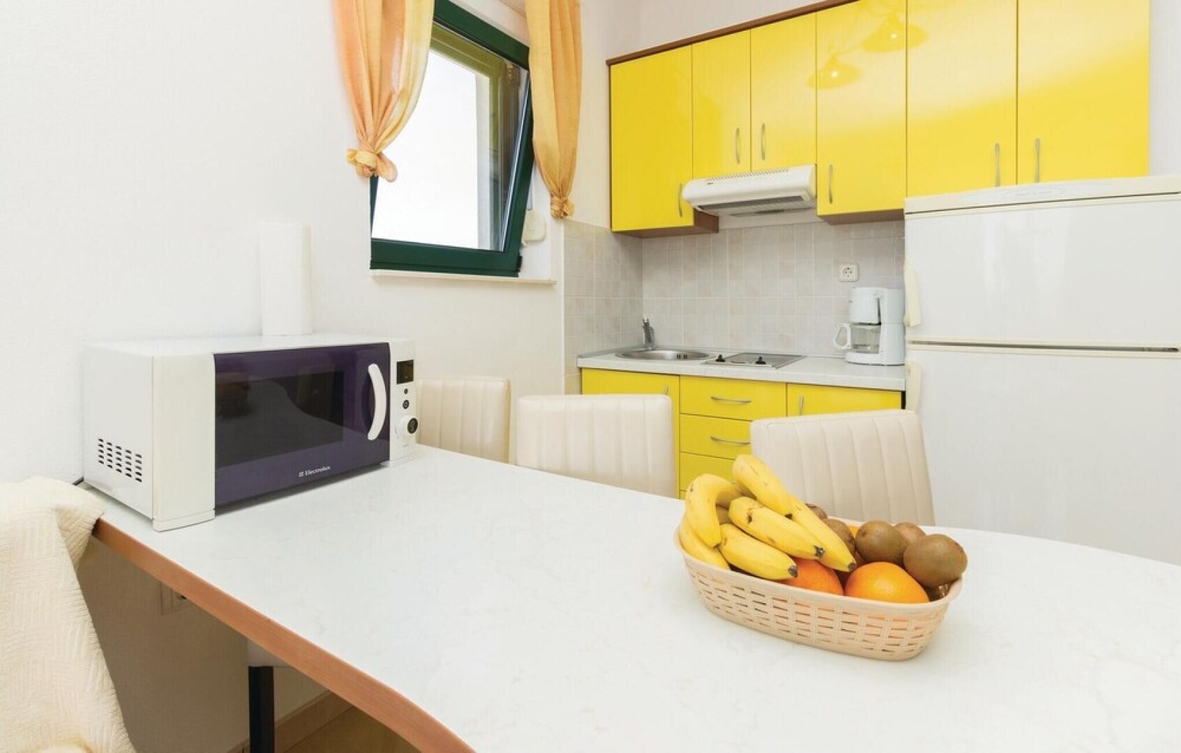 Amazing Home in Pasman With Wifi and 8 Bedrooms