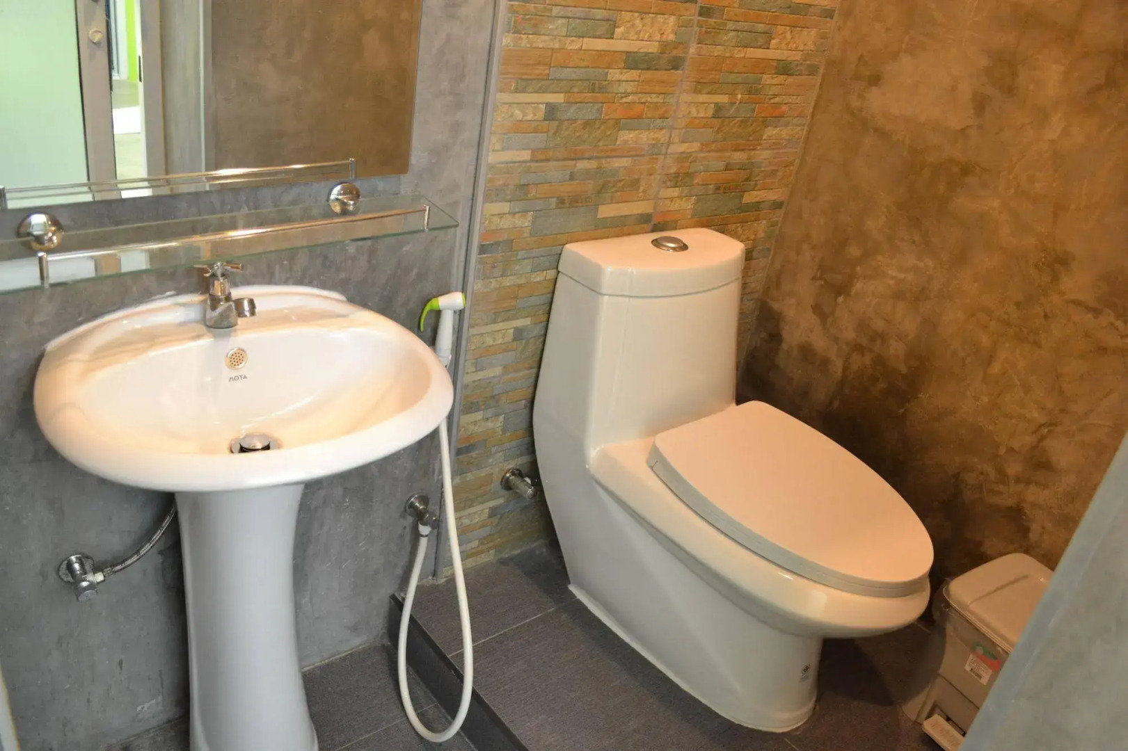 Sinsamut Koh Samed Hotel