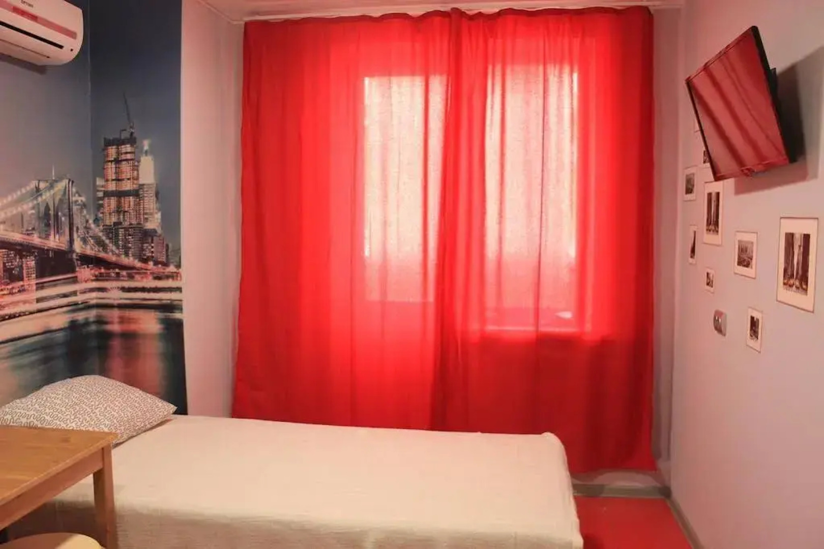 Chernyahovskogo Apartments 5v