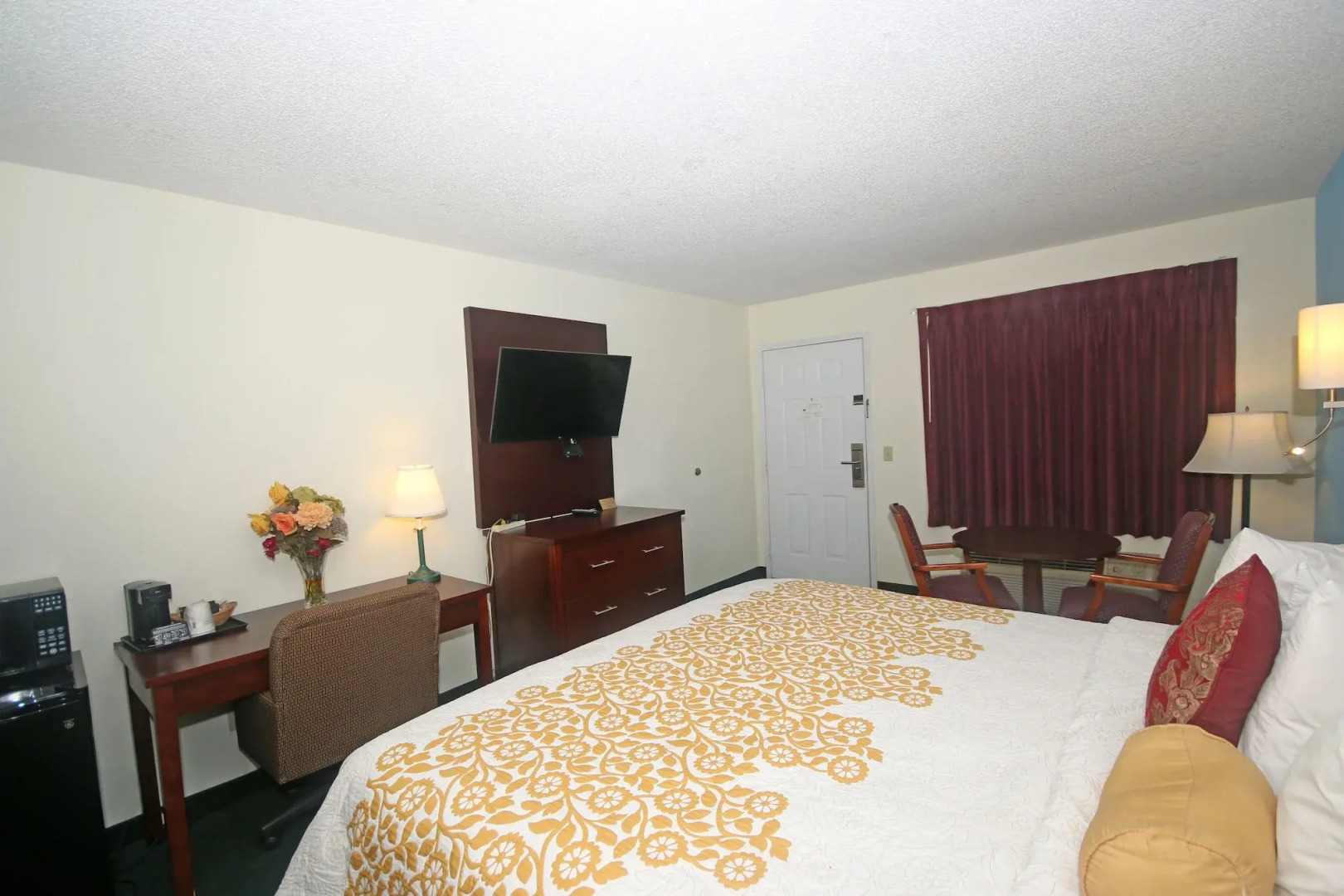 Hamilton Inn Jonesville NC