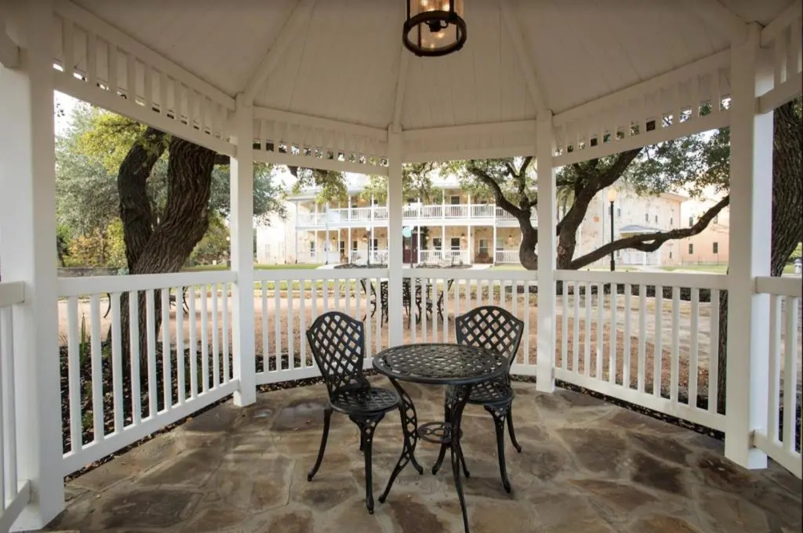 Gruene River Hotel & Retreat