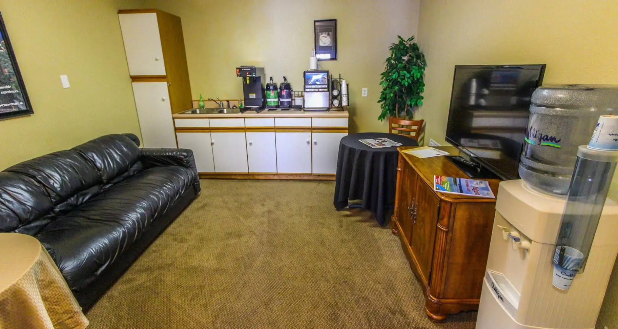 Surrey's Carriage Place Resort