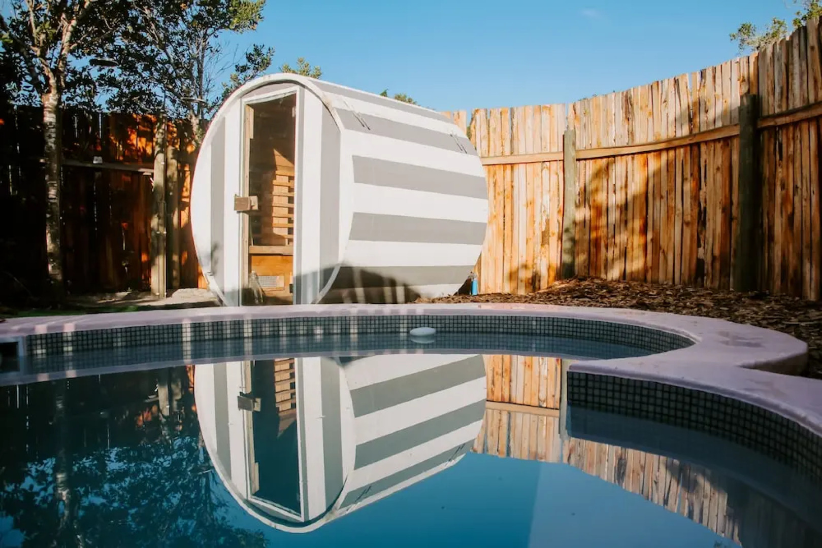 Treedom Villas and Vardos