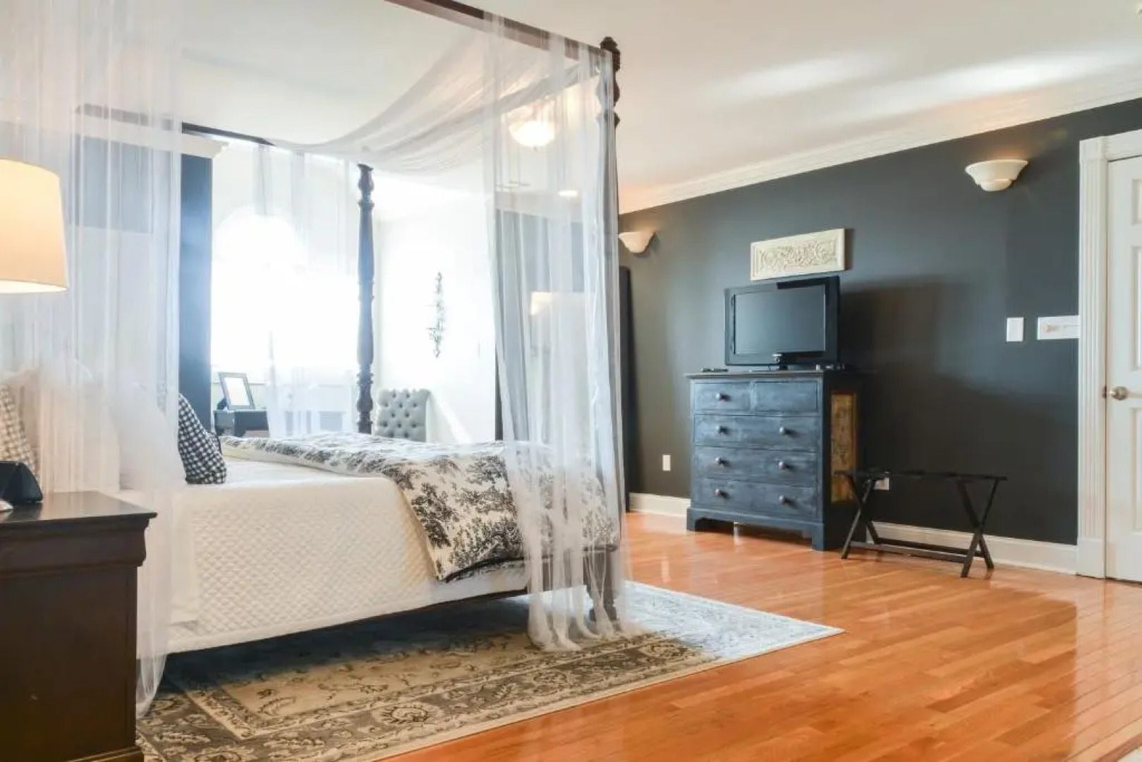 Barren Breeze Bed and Breakfast