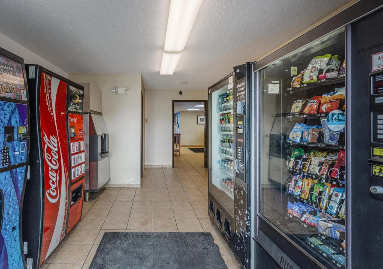 Rodeway Inn & Suites Grand Rapids Southeast