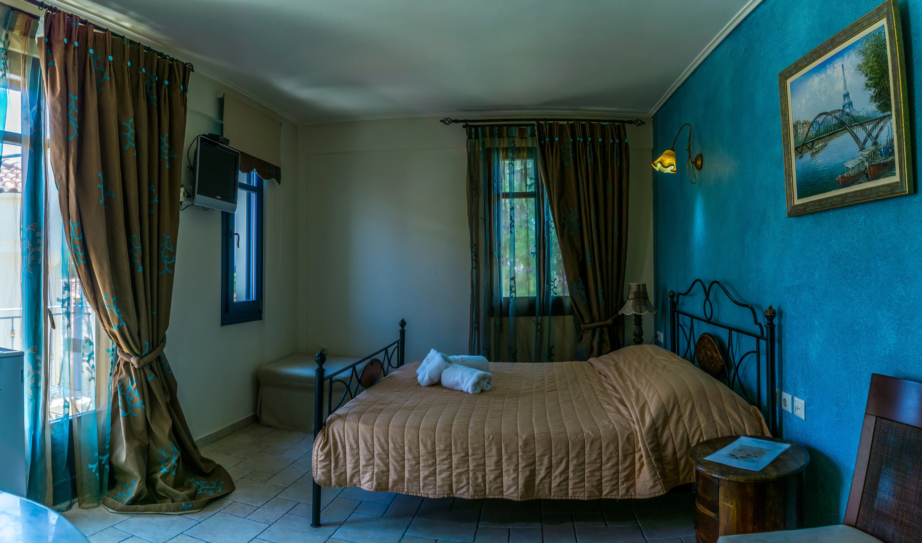 Epavlis Boutique Suites