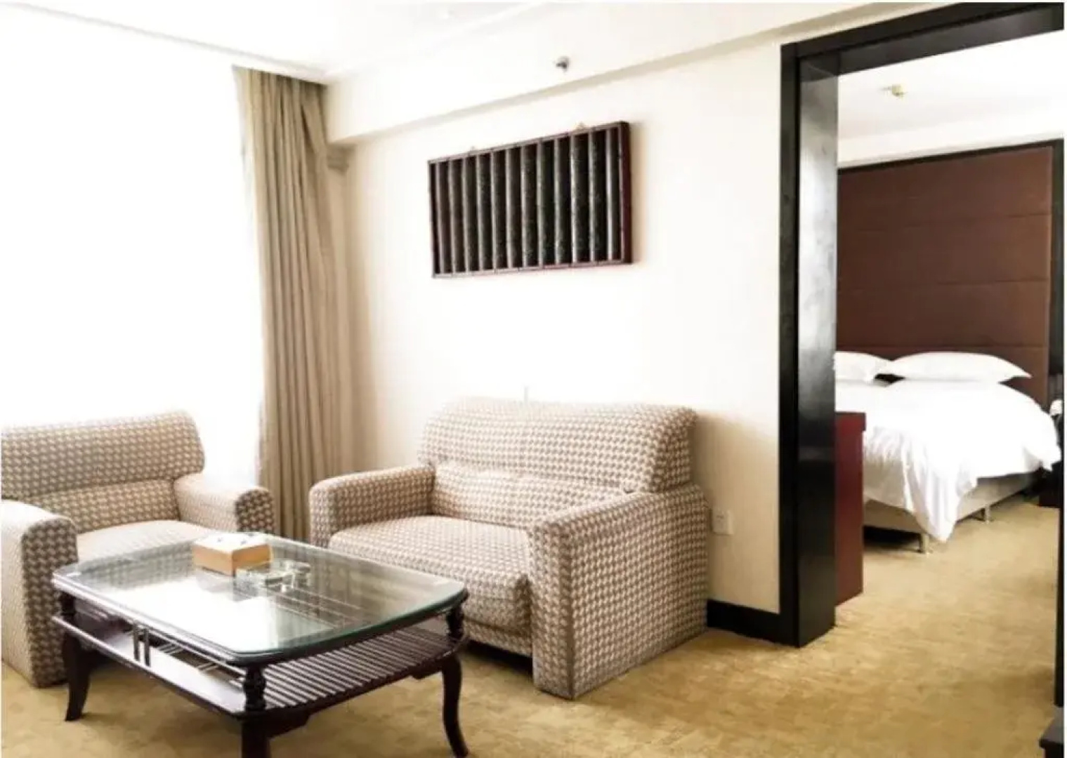 Urumqi Wenyuan Hotel