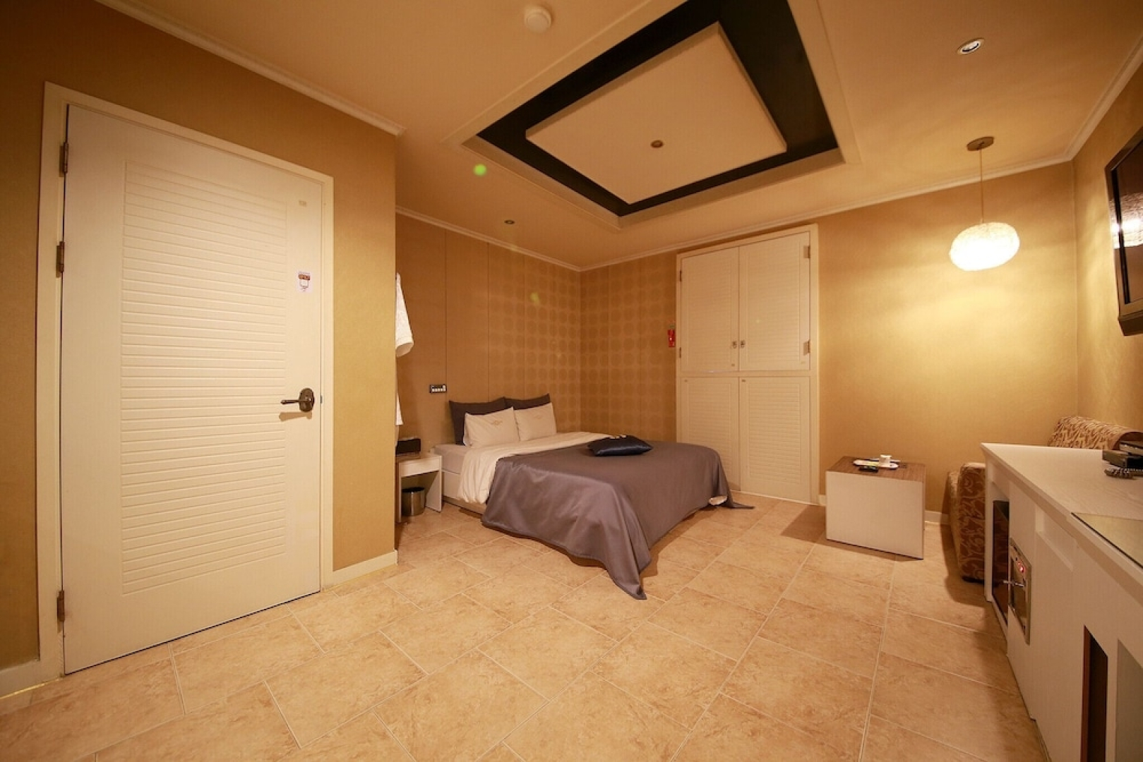 Bucheon Gstay and Praha