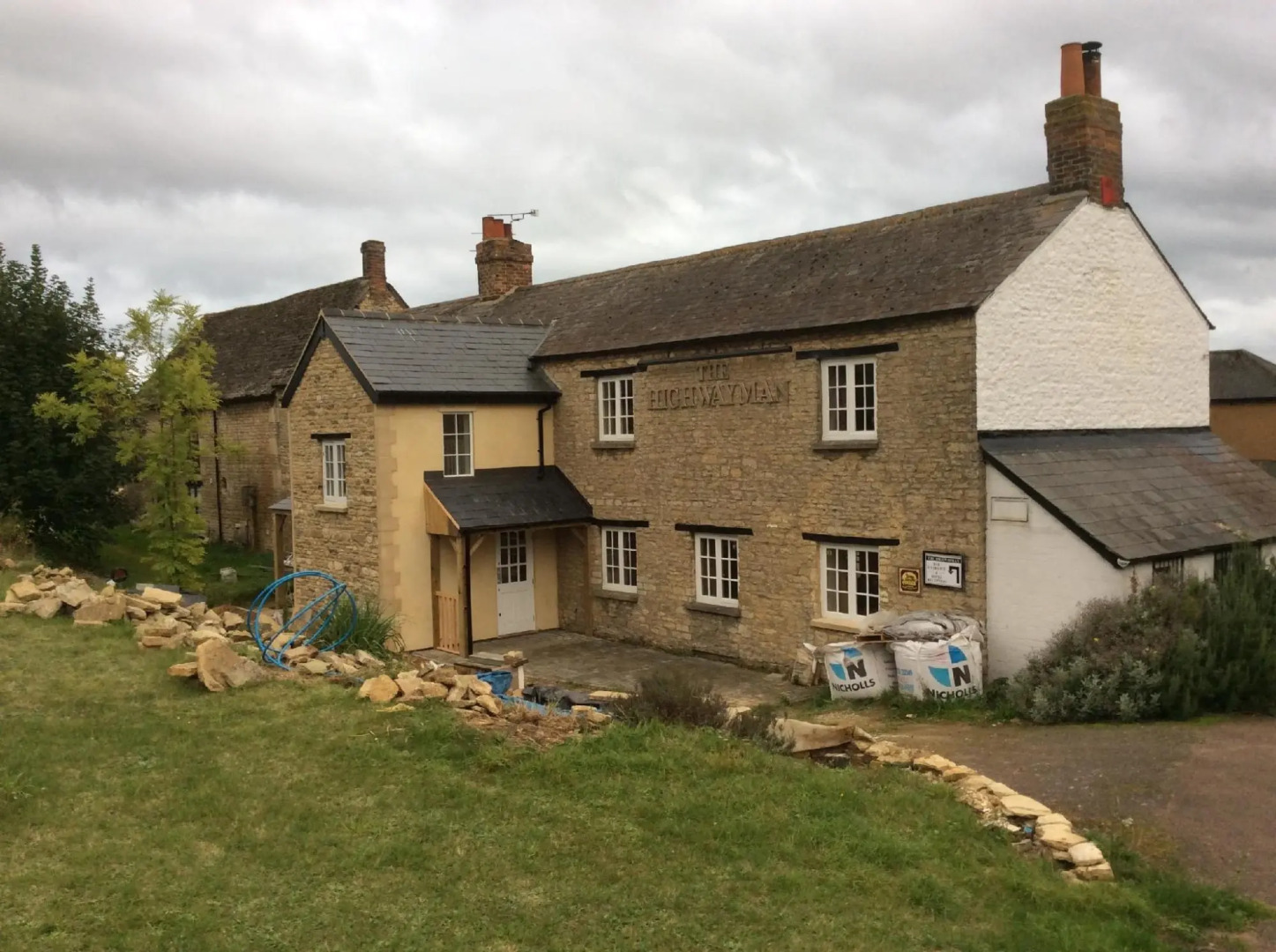 The Highwayman Hotel