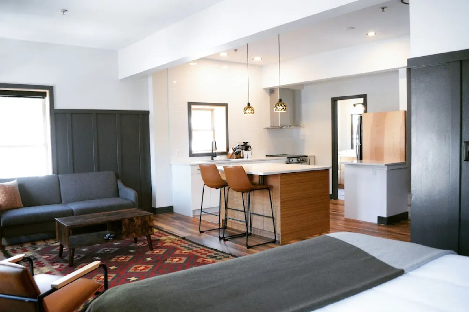 The Flying Steamshovel Inn