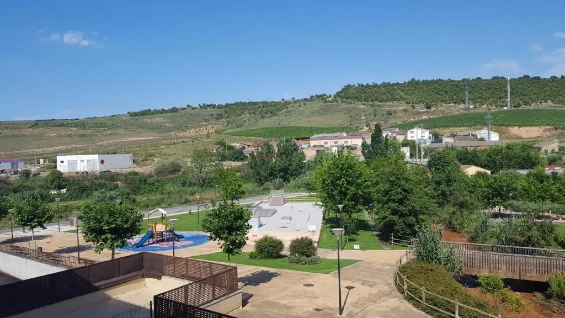 Apartamento ENTREVIÑAS en el corazón de La Rioja