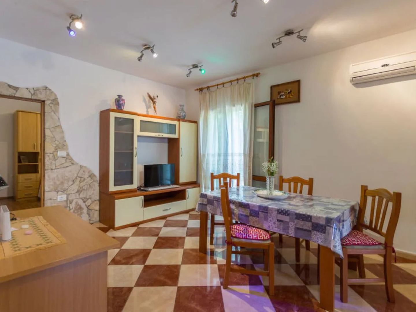 Villa Tanne (LBN427)