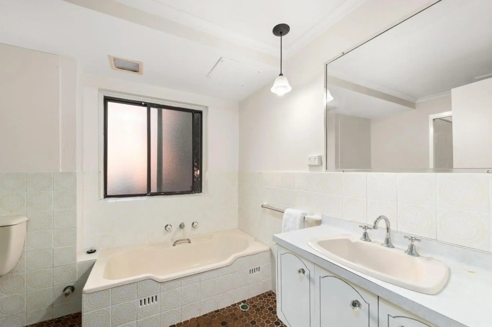 Beachfront Shoal Bay