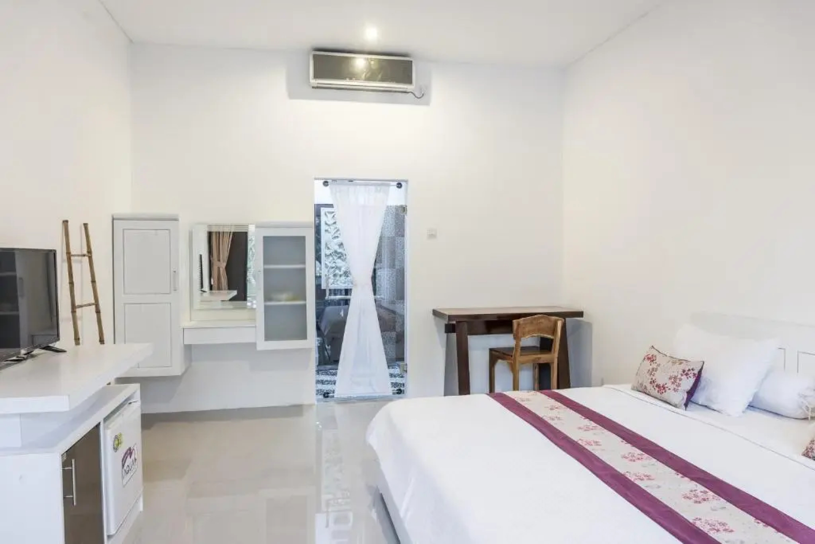 Vande Guest House