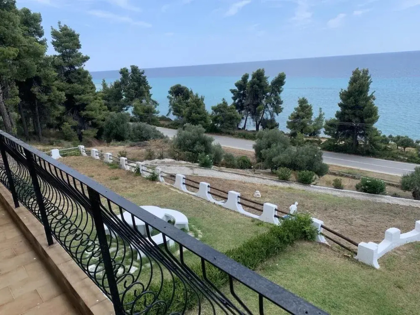 kaloutsikos sea view house