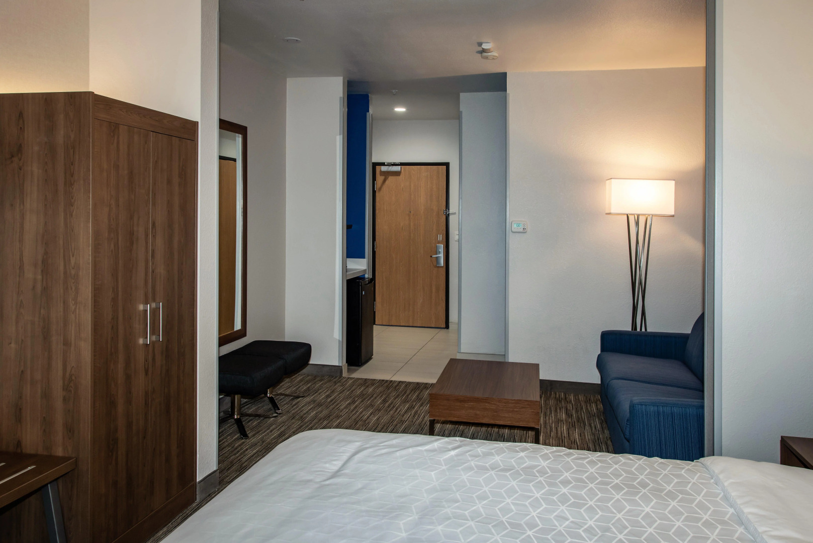 Holiday Inn Express Hotel & Suites Roseville-Galleria Area by IHG