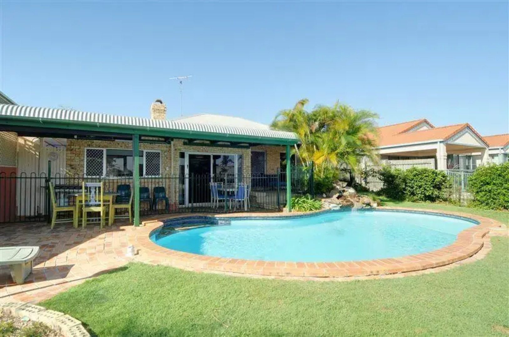 Awoonga Court 4