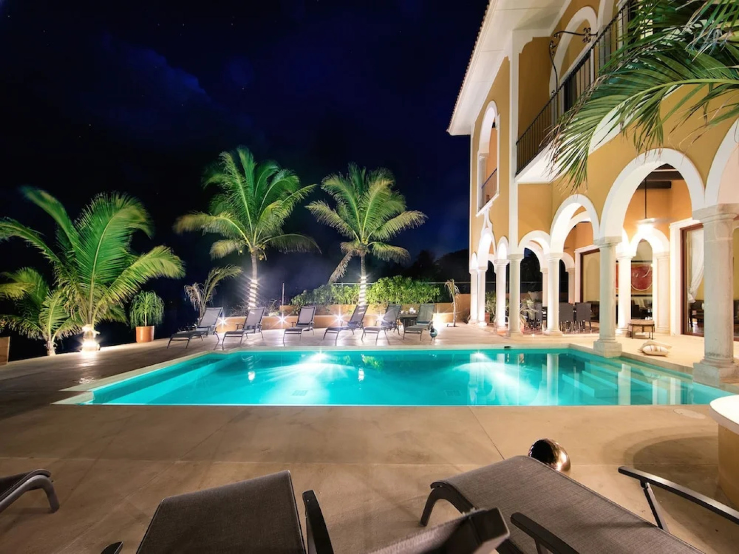 Hacienda Magica 7-14BR Villa Full Staff By RMH