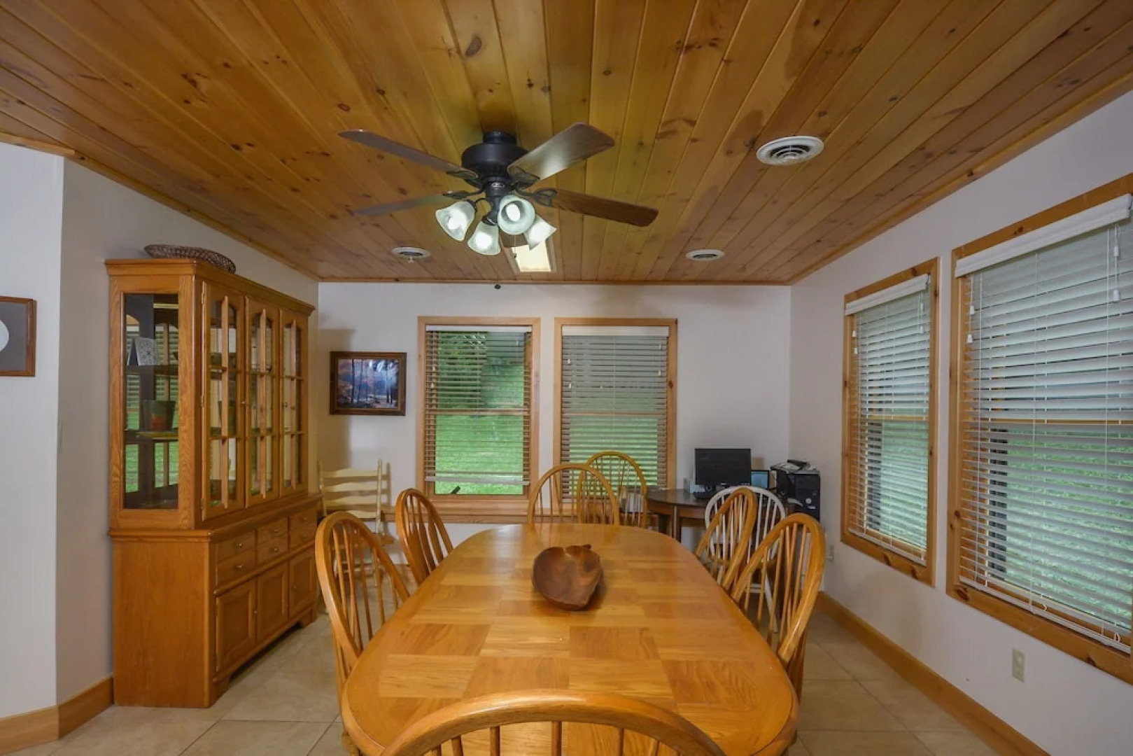 Lakeview Cottage 3 Bedroom House