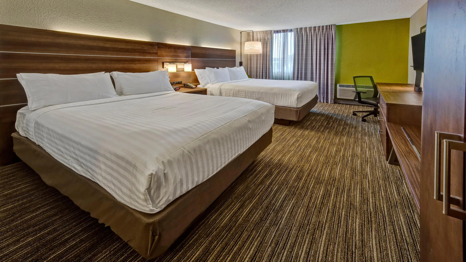 Holiday Inn Express Louisville Airport Expo Center by IHG