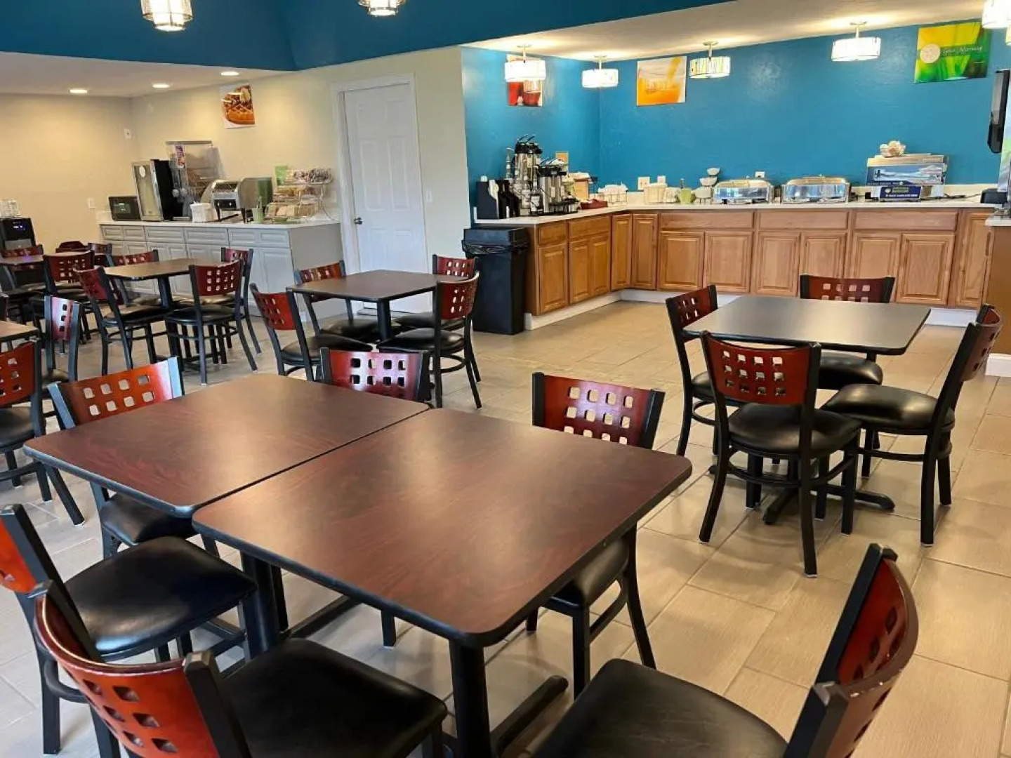 Sunbird Cape Cod Resort