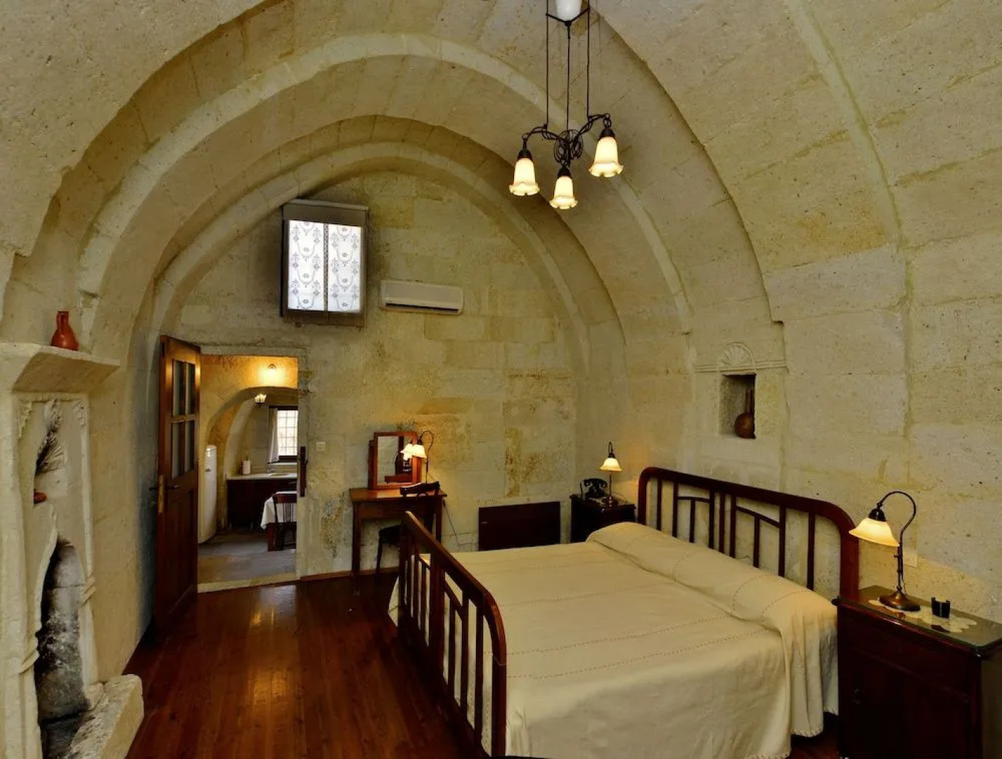 Esbelli Evi Cave Hotel