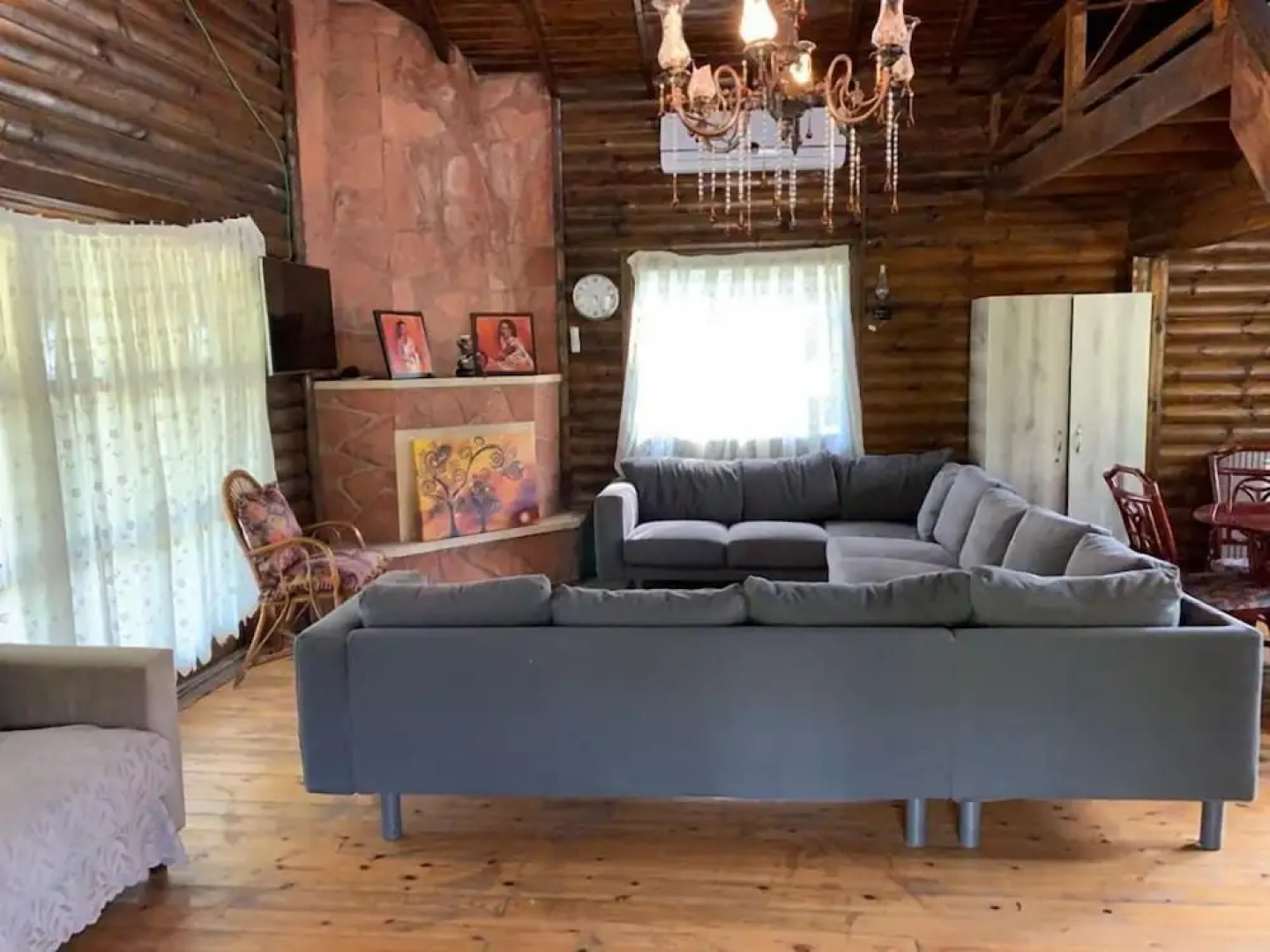 Sakli Cennet Esadiye