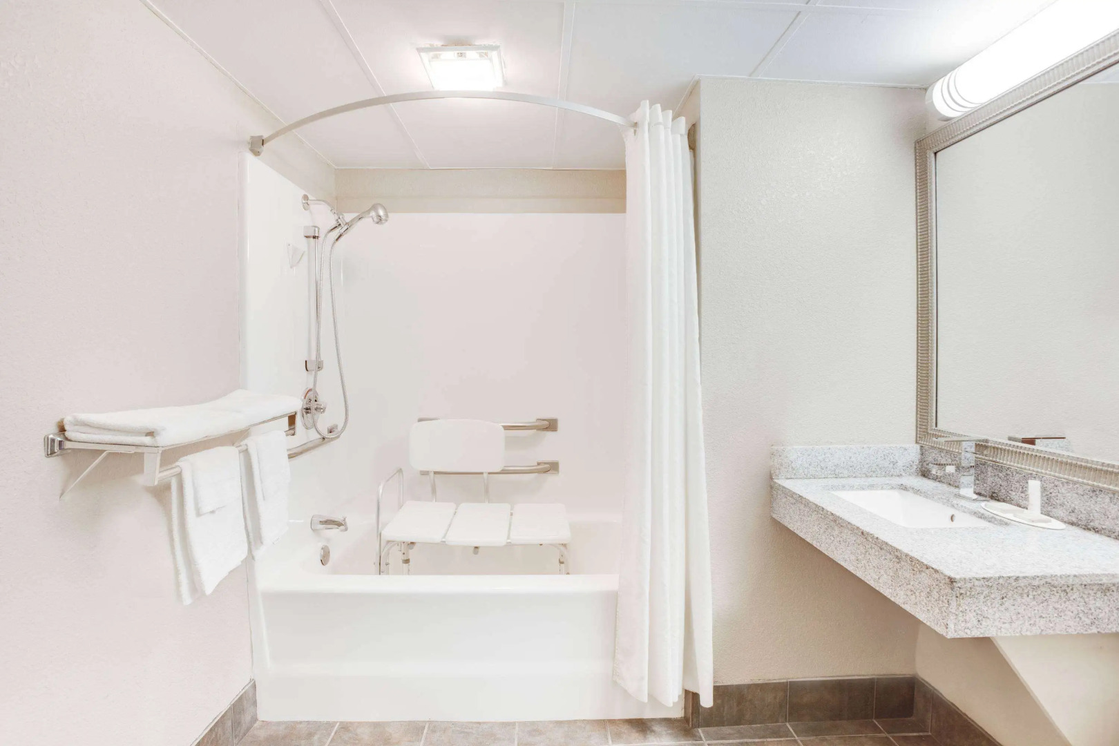 Super 8 by Wyndham Morrilton