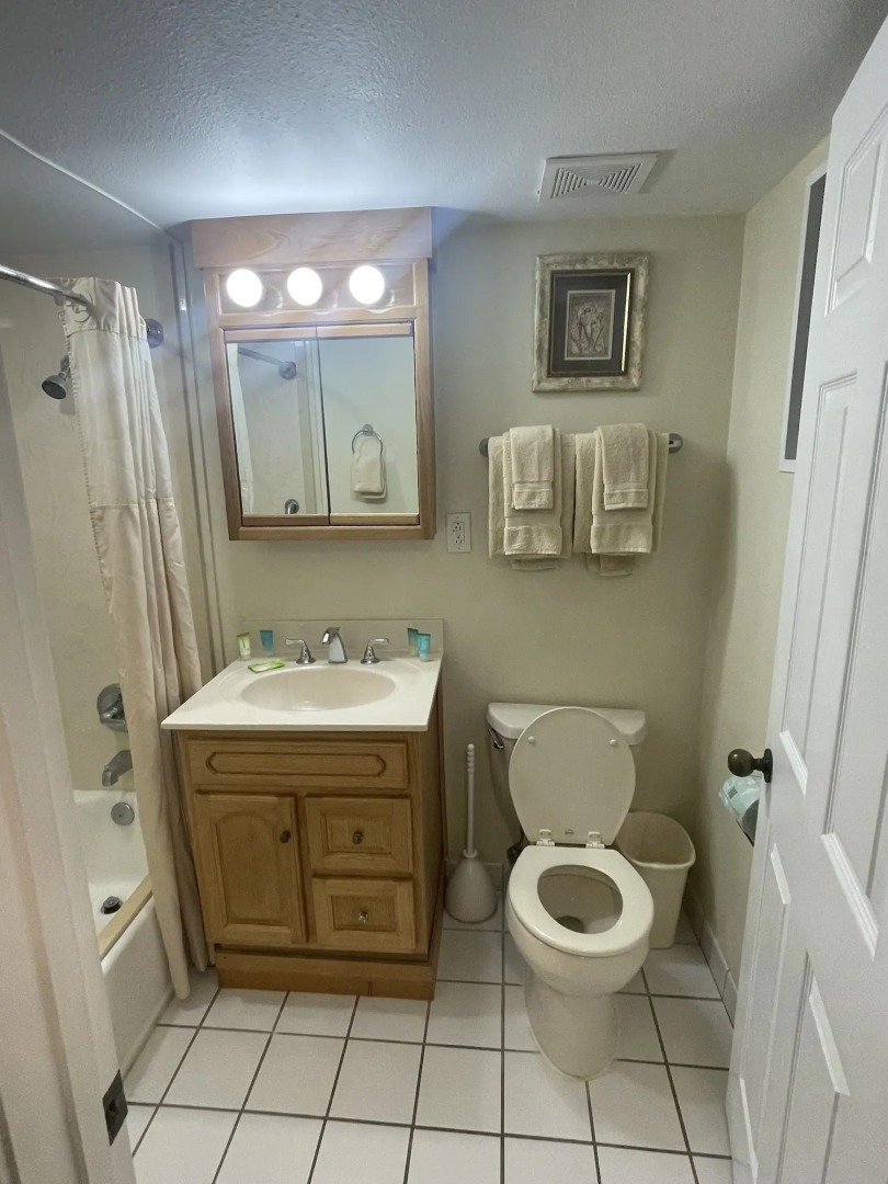 Destin Holiday Beach Resort