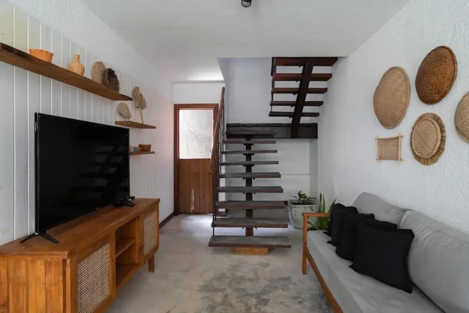 Linda Casa bem pr Xima Praia do Marceneiro