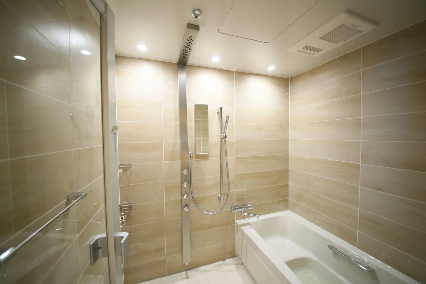 Отель Allamanda Aoyama