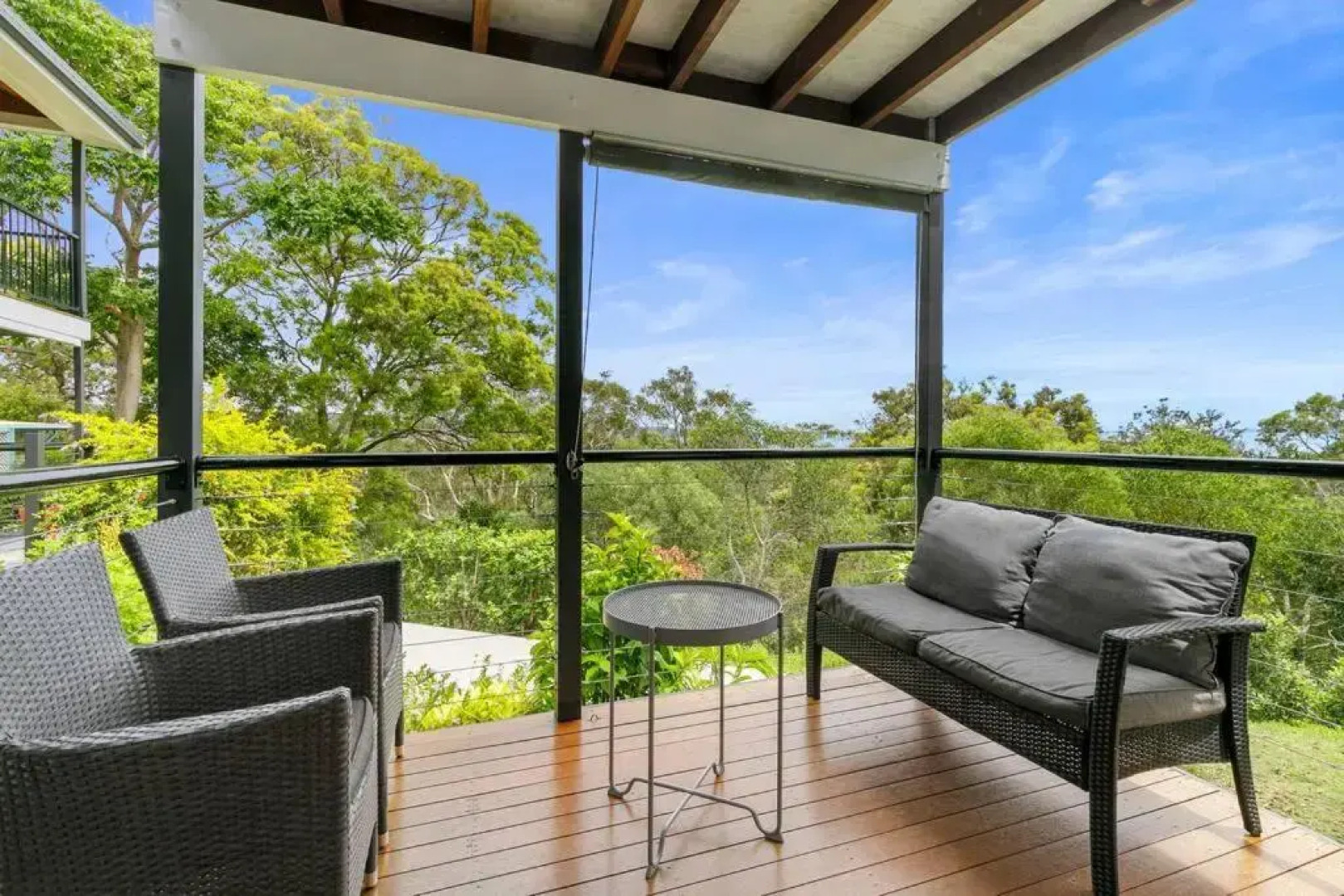 Yarabin - Luxury 6 Bedroom Home With Ocean Views