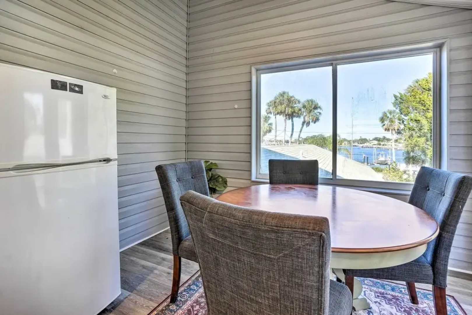 Charming Port Richey Retreat w/ Shared Dock