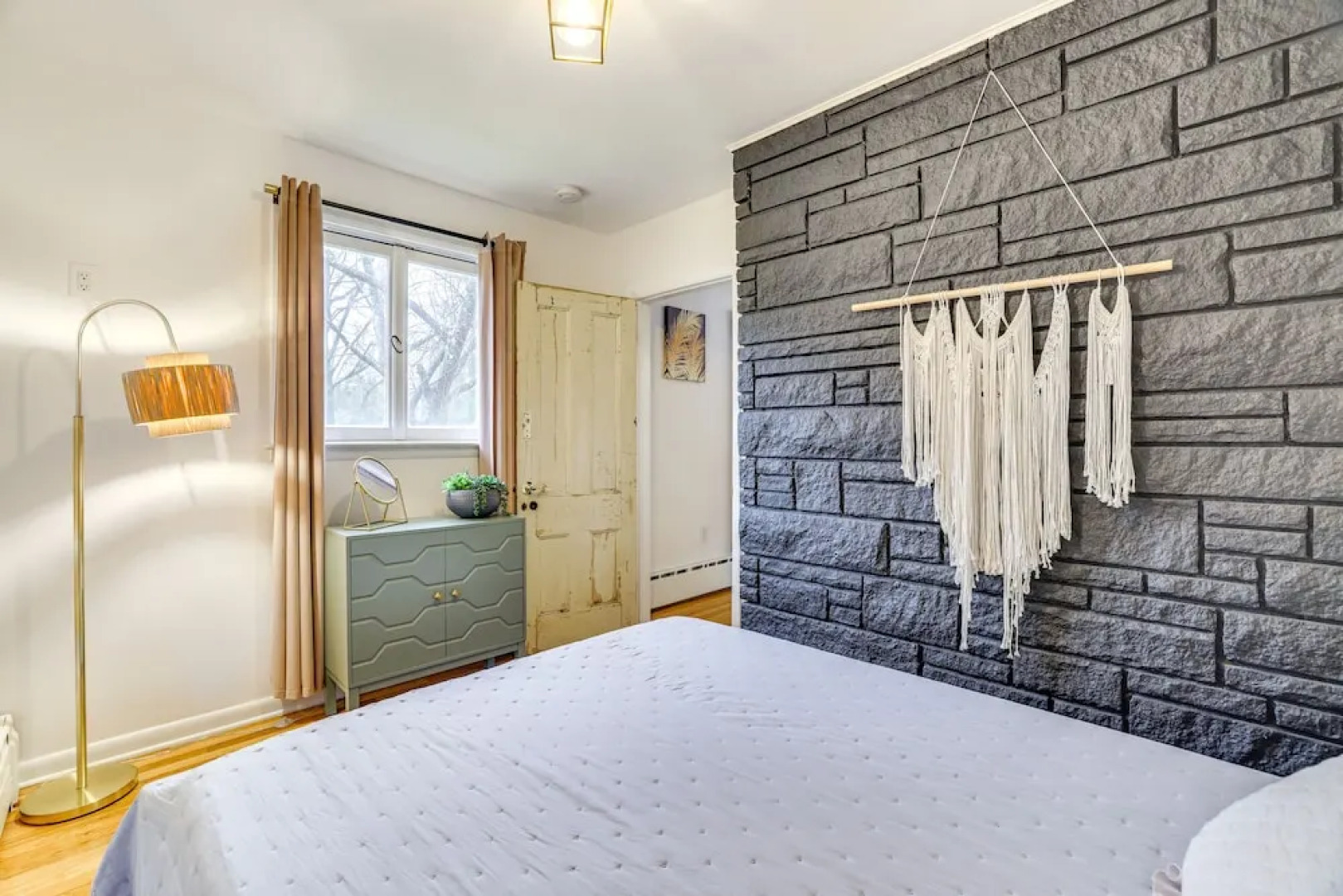 Outdoor Oasis: Cresco Family Home w/ Hot Tub