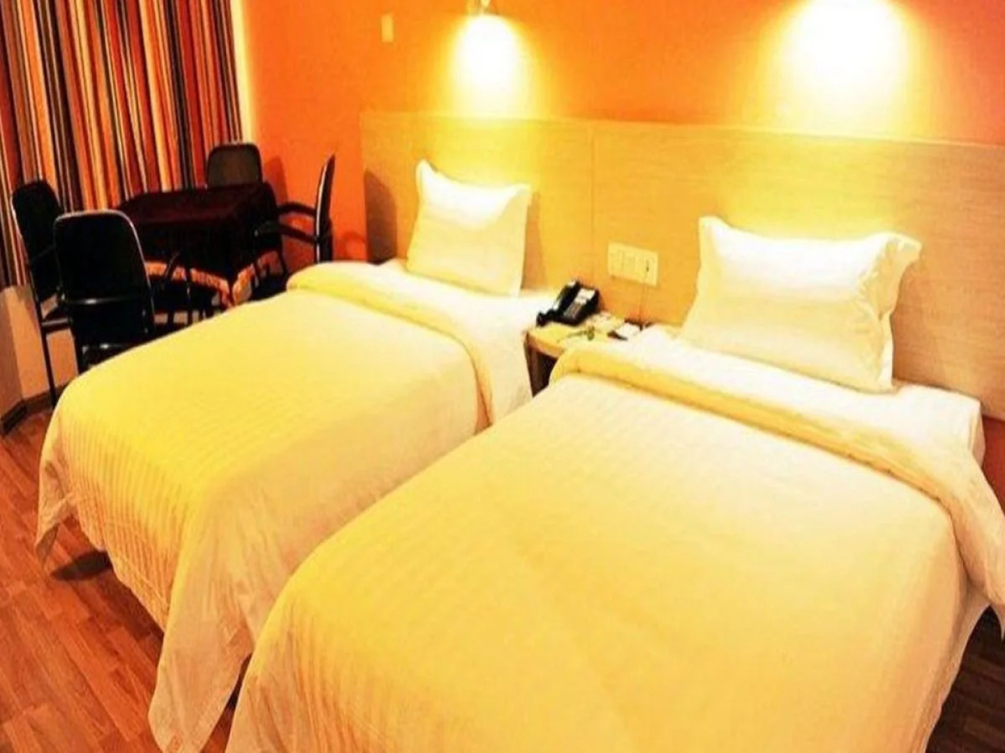 Sanyuan Hotel (Chenzhou Railway Station)