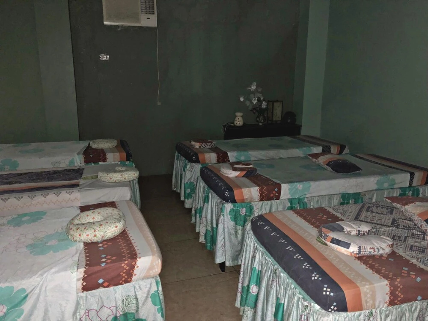 Quezon Premier Hotel Candelaria