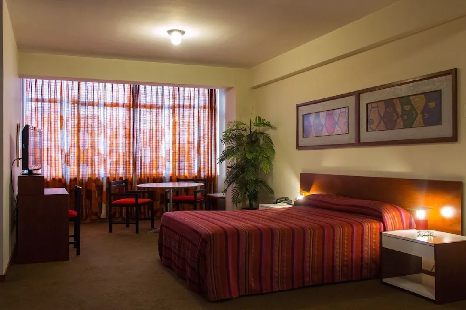 Camino Real Hotel