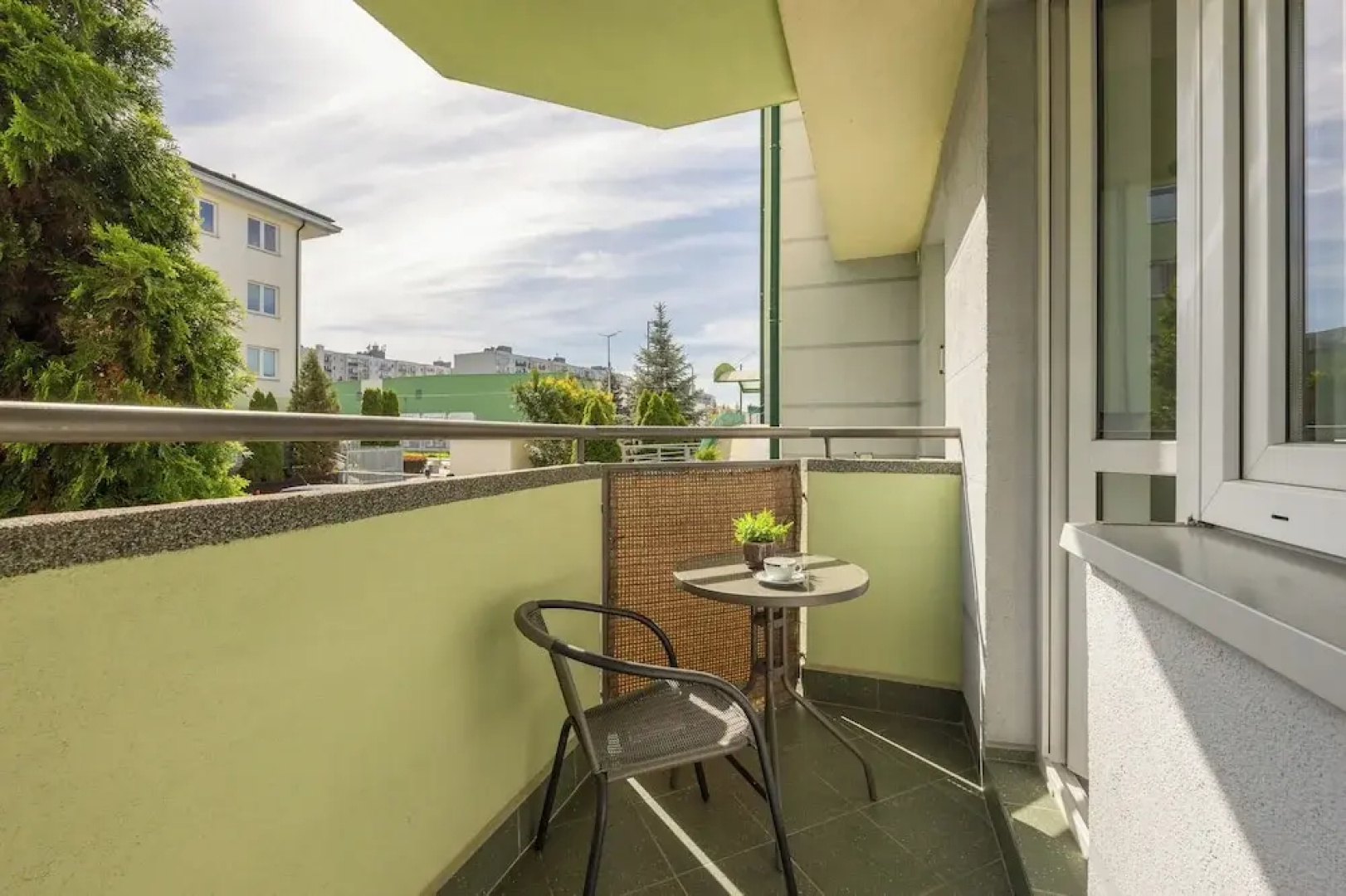 Cosy Apartment in Piaseczno by Renters