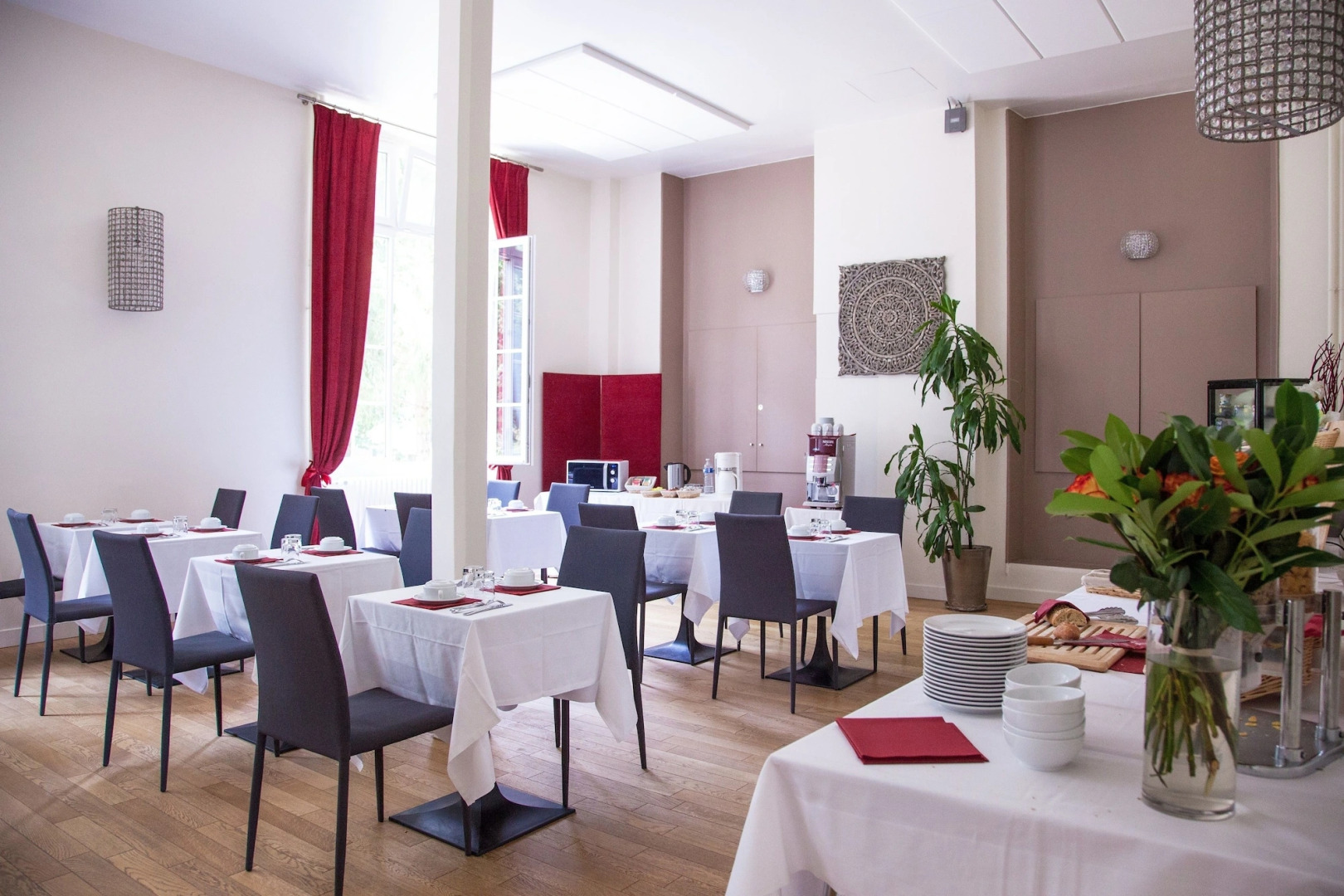 Hotel The Originals Maison de l'Abbaye (ex Relais du Silence)