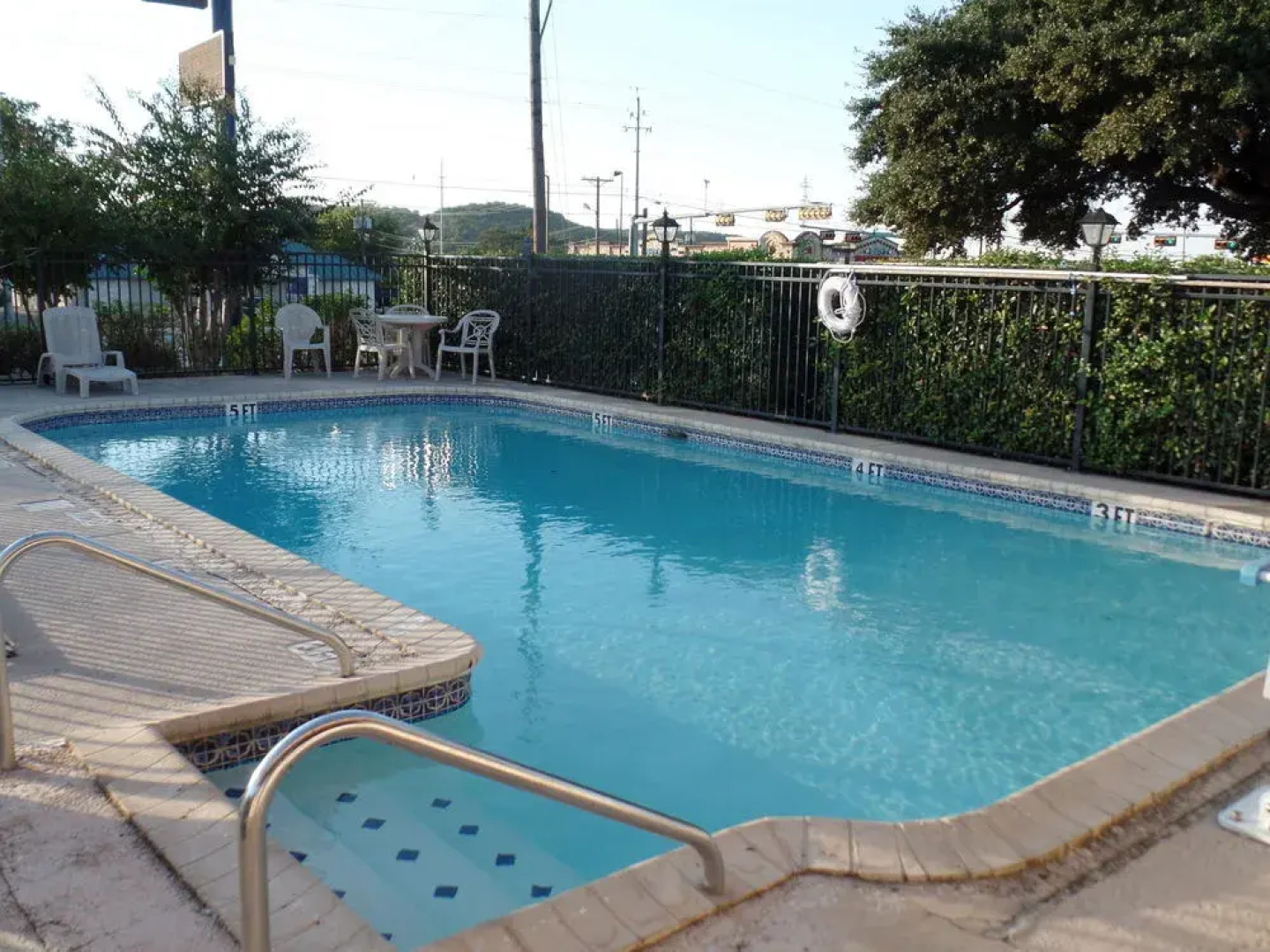 Americas Best Value Inn Kerrville