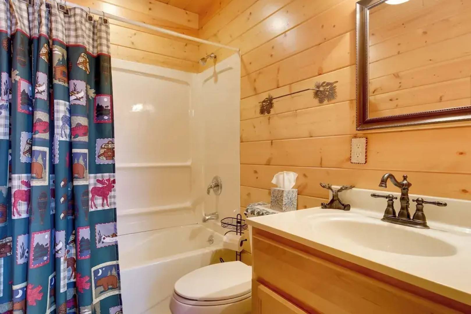 Waterfront Mercer Cabin w/ Wraparound Porch!