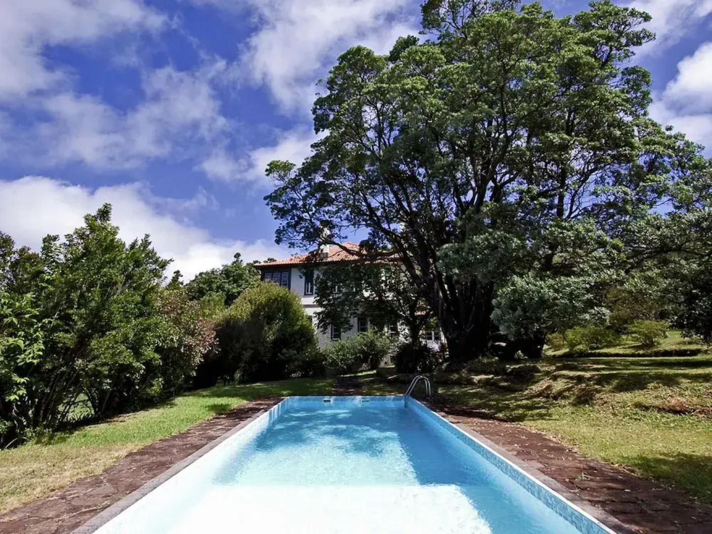 Villa Getaway in Santo Antonio da Serra
