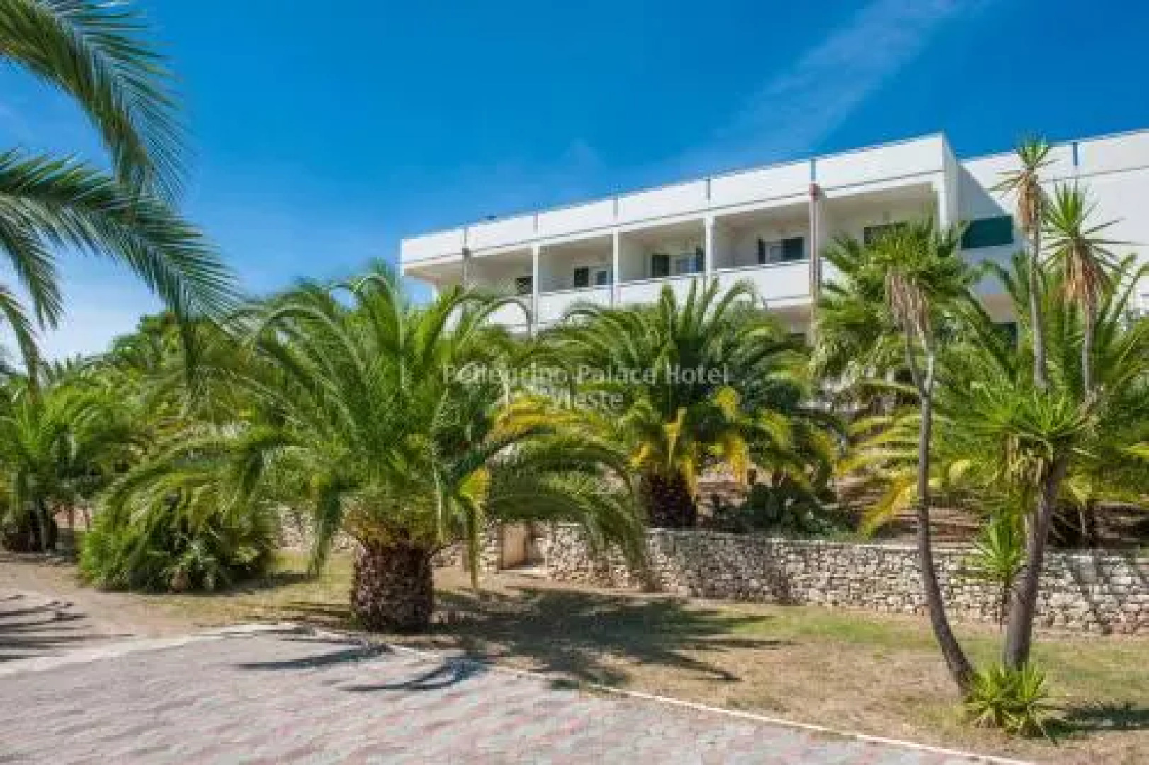 Pellegrino Palace Residence