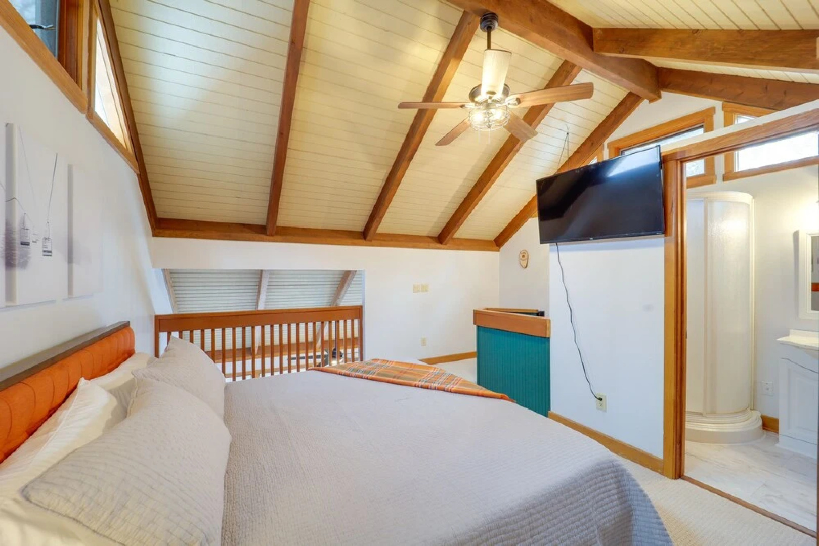 Sugar Mountain Chairlift View Home w/ Hot Tub!