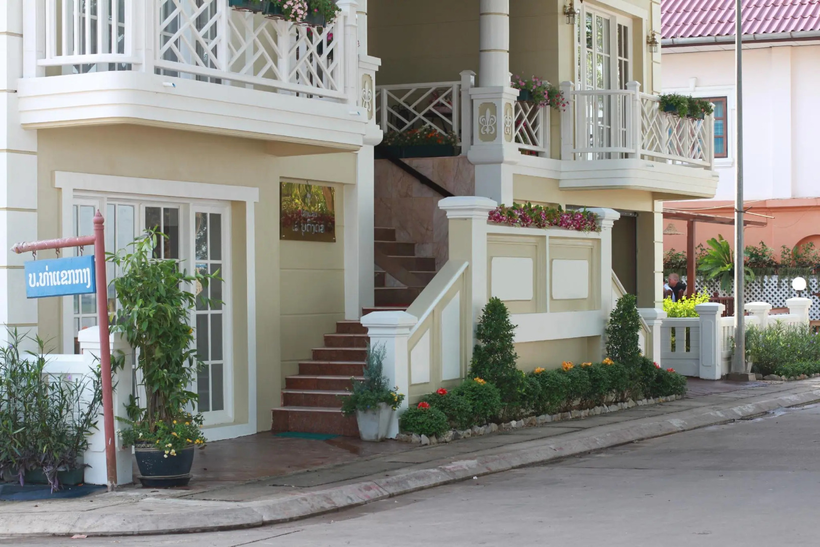 Le Bouton Dor Boutique Hotel