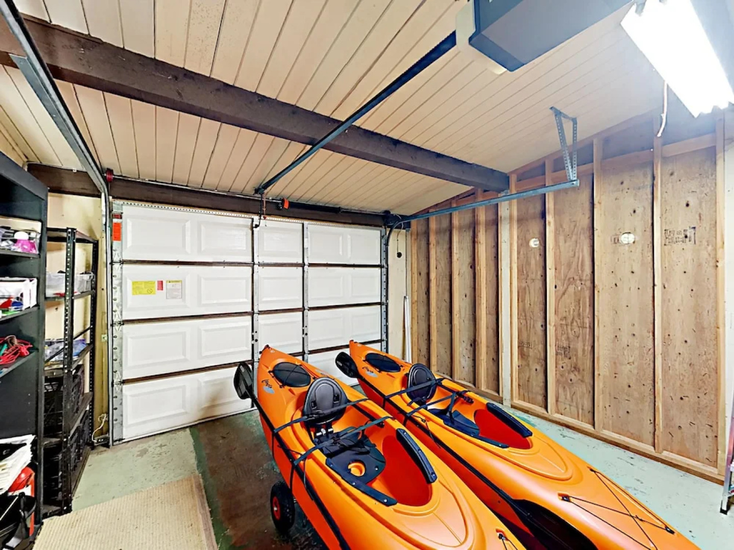 Fletcher 5551 - 3 Br home by RedAwning